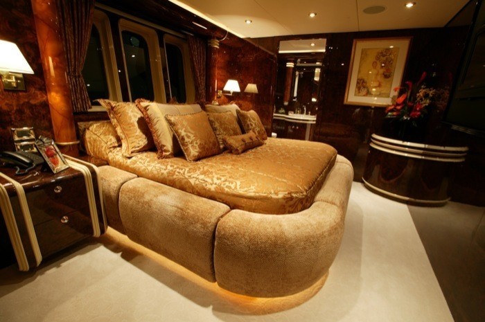 world is not enough yacht interior